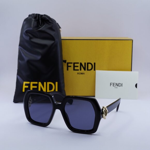 Final Price! Fendi FE40139F 01V Sunglasses main image 9